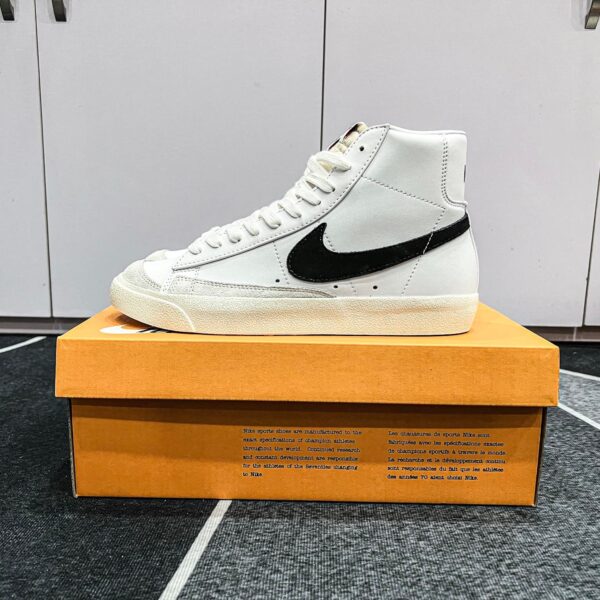 NIKE BLAZER MID '77 VINTAGE WHITE BLACK - LIKE AUTH